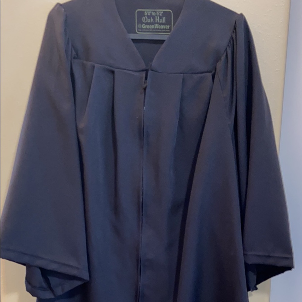 Graduation gown